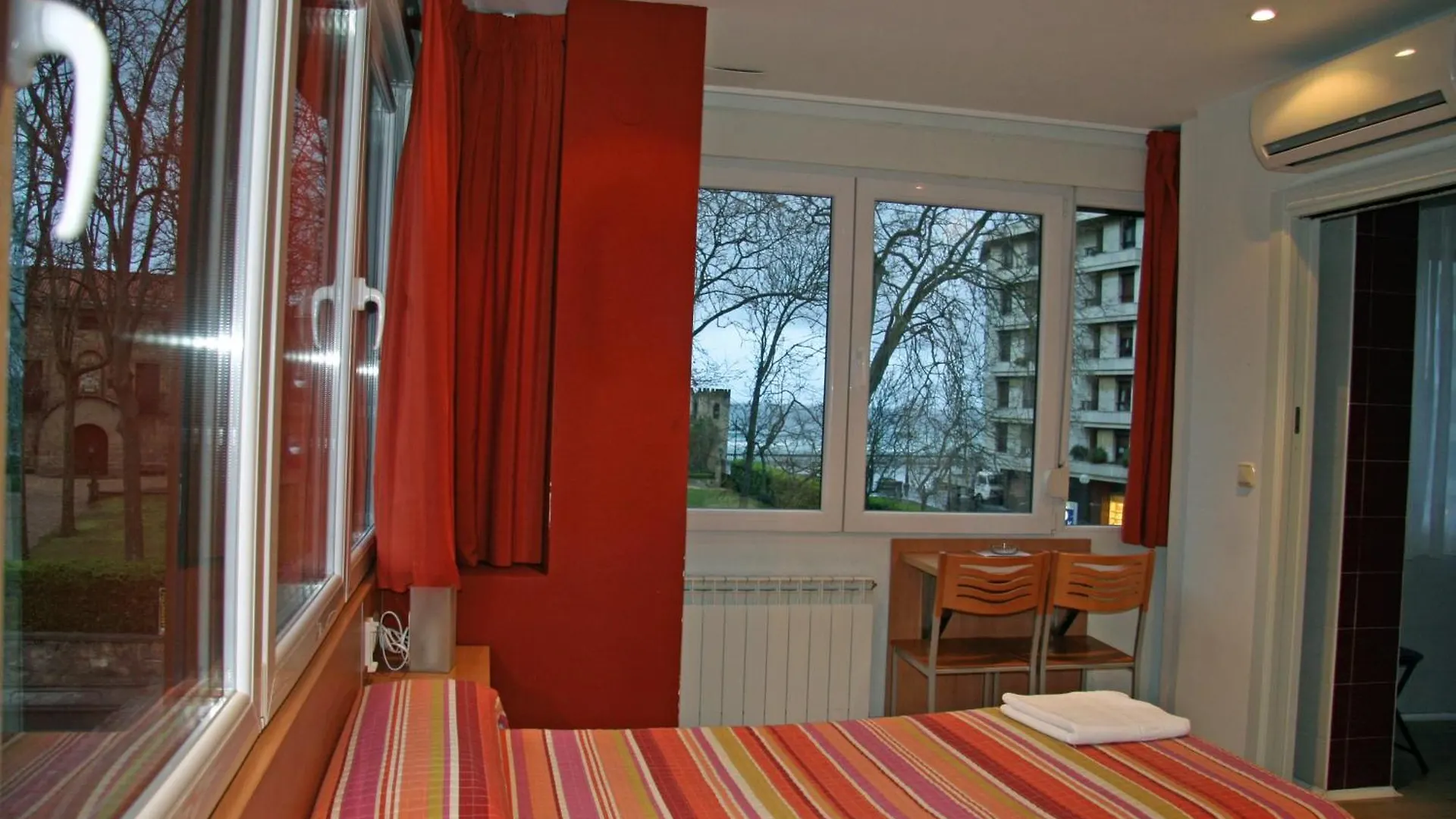 Hotel Ekia Pentsioa Zarautz Penzion